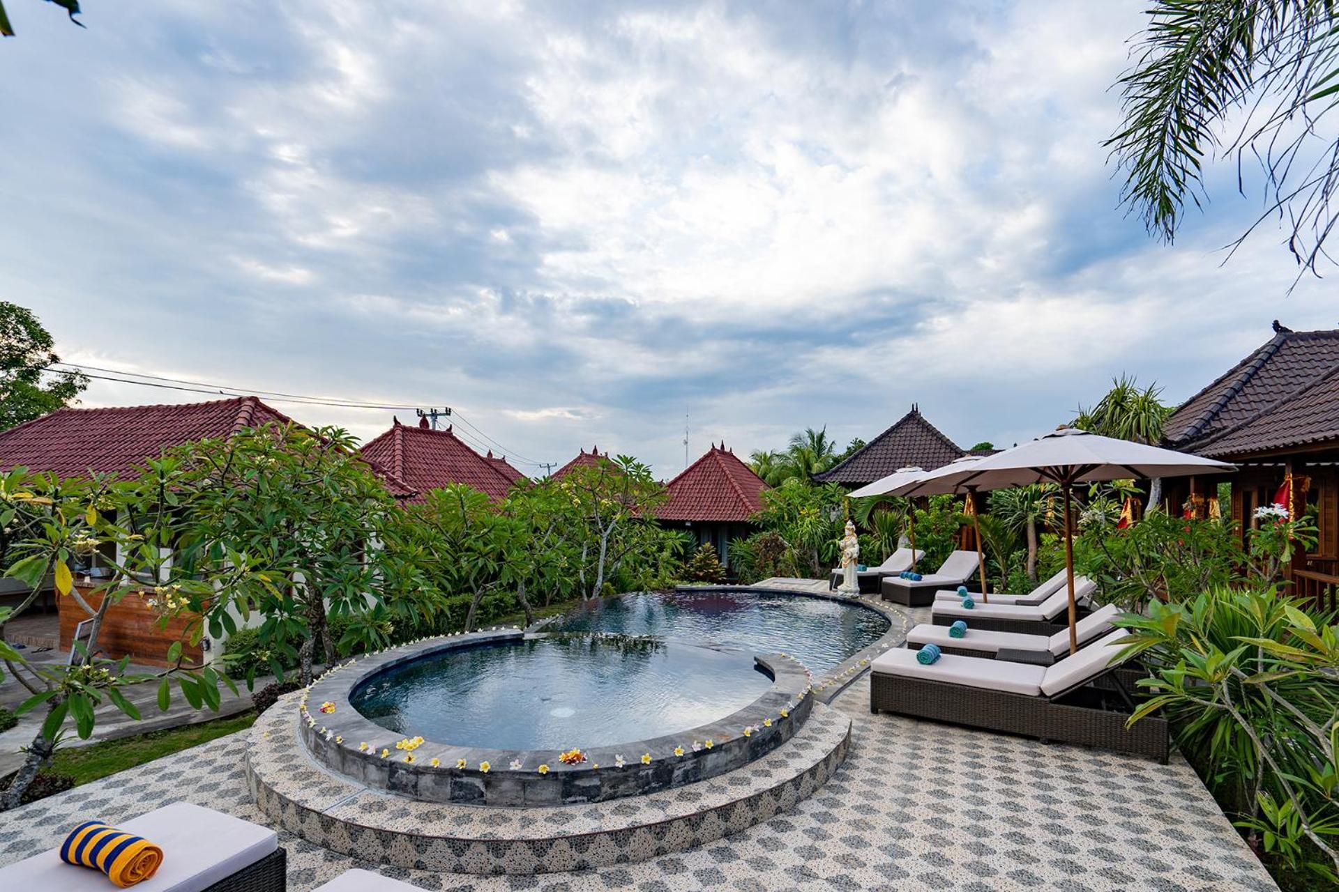 Hotel Karang Mas Lembongan Extérieur photo