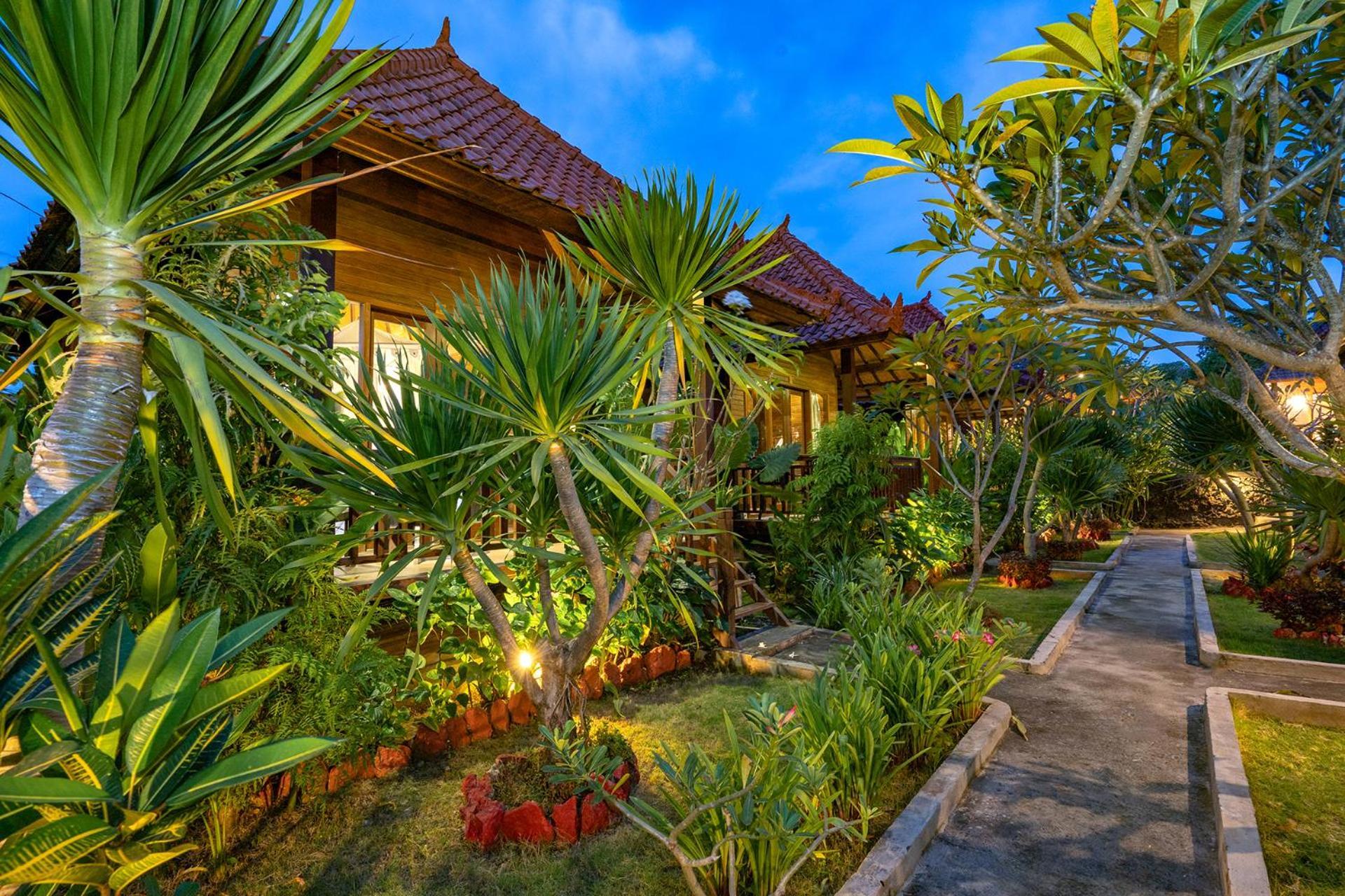 Hotel Karang Mas Lembongan Extérieur photo