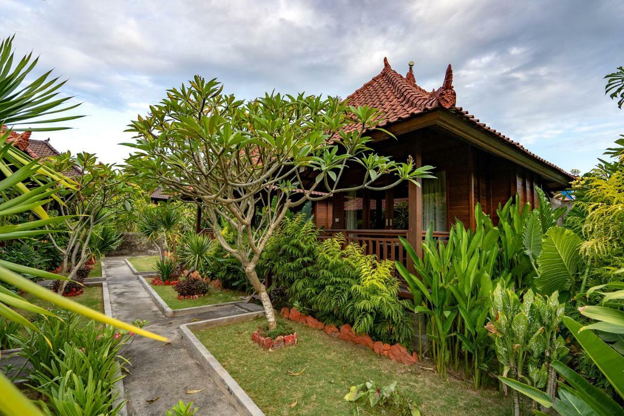 Hotel Karang Mas Lembongan Extérieur photo