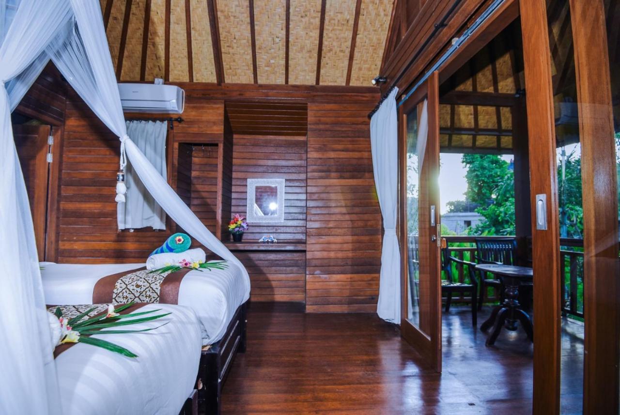 Hotel Karang Mas Lembongan Extérieur photo