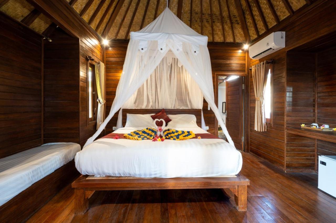 Hotel Karang Mas Lembongan Extérieur photo