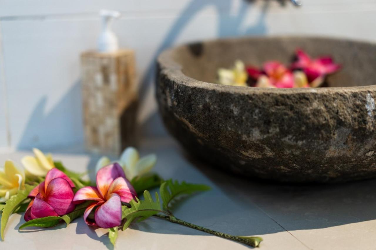 Hotel Karang Mas Lembongan Extérieur photo