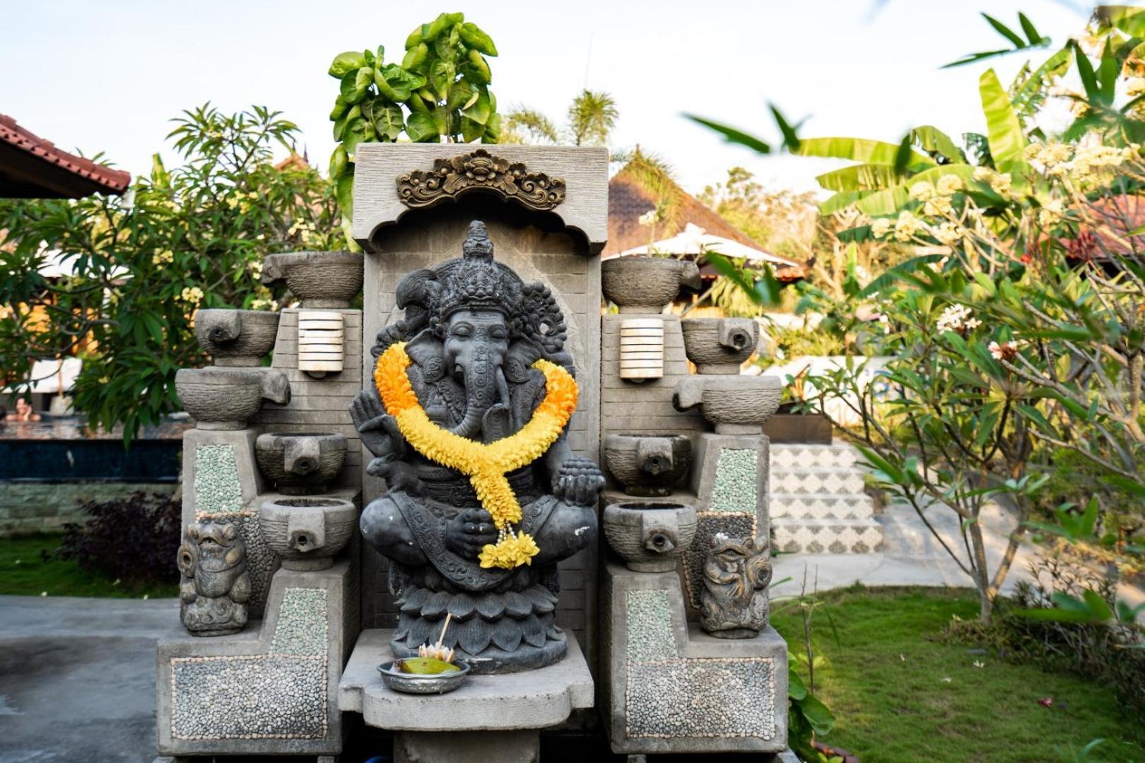 Hotel Karang Mas Lembongan Extérieur photo